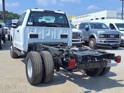 2025 Ford F-350 Regular Cab DRW 4WD Cab Chassis for sale #250667 - photo 2