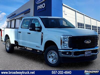 New 2026 Ford F-350 XL Crew Cab 4WD SRW Pickup for sale #260110 - photo 1