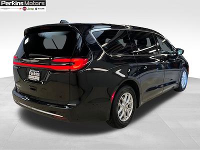 2024 Chrysler Pacifica FWD Minivan for sale #27268 - photo 2