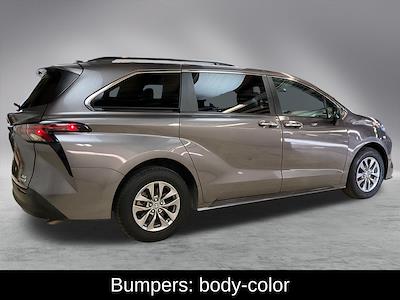 Used 2024 Toyota Sienna XLE Minivan for sale #27406 - photo 2