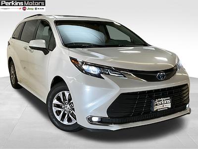 2024 Toyota Sienna FWD Minivan for sale #27408 - photo 1