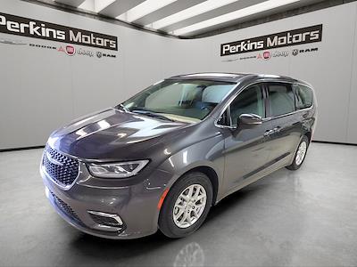 Used 2023 Chrysler Pacifica - photo 1