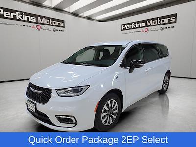 2024 Chrysler Pacifica FWD Minivan for sale #27787 - photo 1