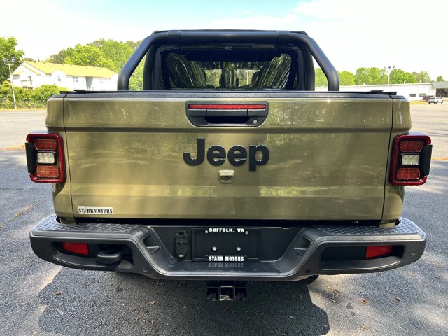 Used 2025 Jeep Gladiator - photo 6