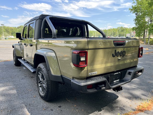 Used 2025 Jeep Gladiator - photo 7