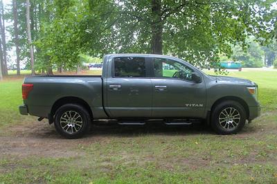 Used 2021 Nissan Titan SV Crew Cab for sale #P11891 - photo 2