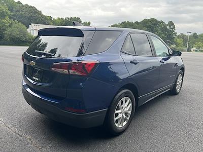 Used 2022 Chevrolet Equinox - photo 1