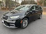 Used 2022 Chrysler Pacifica Hybrid Touring L Minivan for sale #P11972R - photo 7
