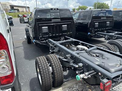 2025 Ram 4500 Crew Cab DRW 4WD Cab Chassis for sale #22159 - photo 2