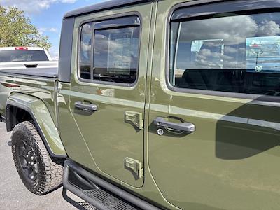 Used 2023 Jeep Gladiator - photo 1