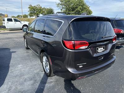 Used 2020 Chrysler Pacifica Limited Minivan for sale #22188A - photo 2