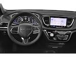 Used 2025 Chrysler Pacifica Select Minivan for sale #22379A - photo 9
