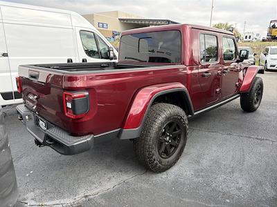 Used 2021 Jeep Gladiator - photo 1