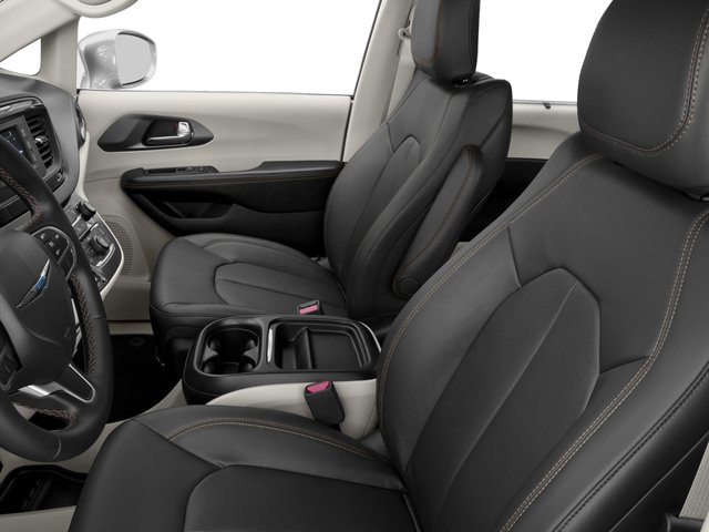 Used 2017 Chrysler Pacifica - photo 14