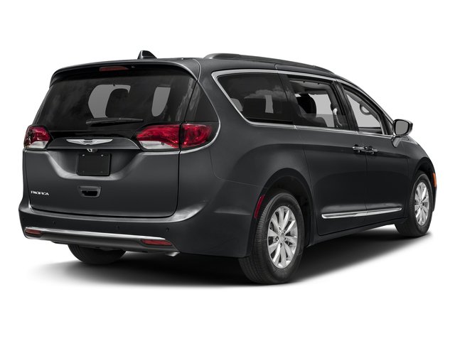 Used 2017 Chrysler Pacifica - photo 2