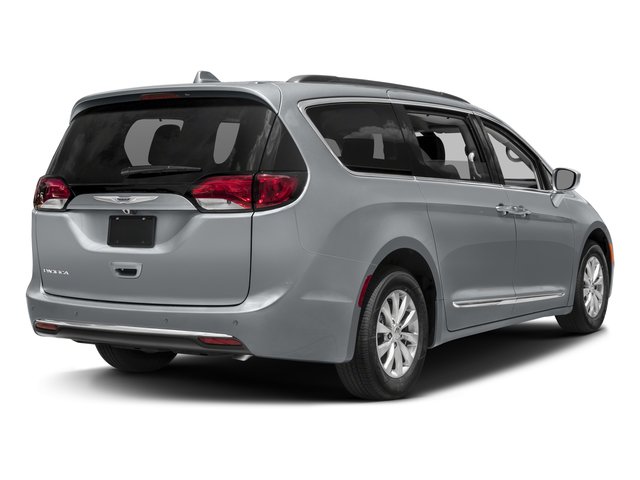 Used 2017 Chrysler Pacifica - photo 7