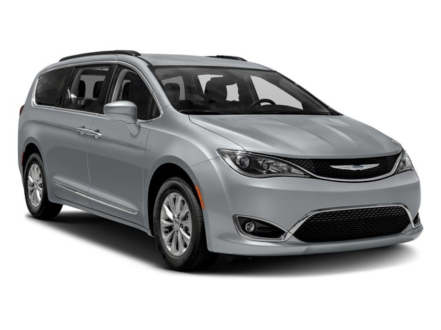 Used 2017 Chrysler Pacifica - photo 11