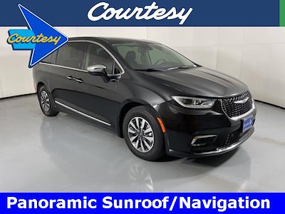 2022 Chrysler Pacifica FWD Minivan for sale #DMR10619 - photo 1