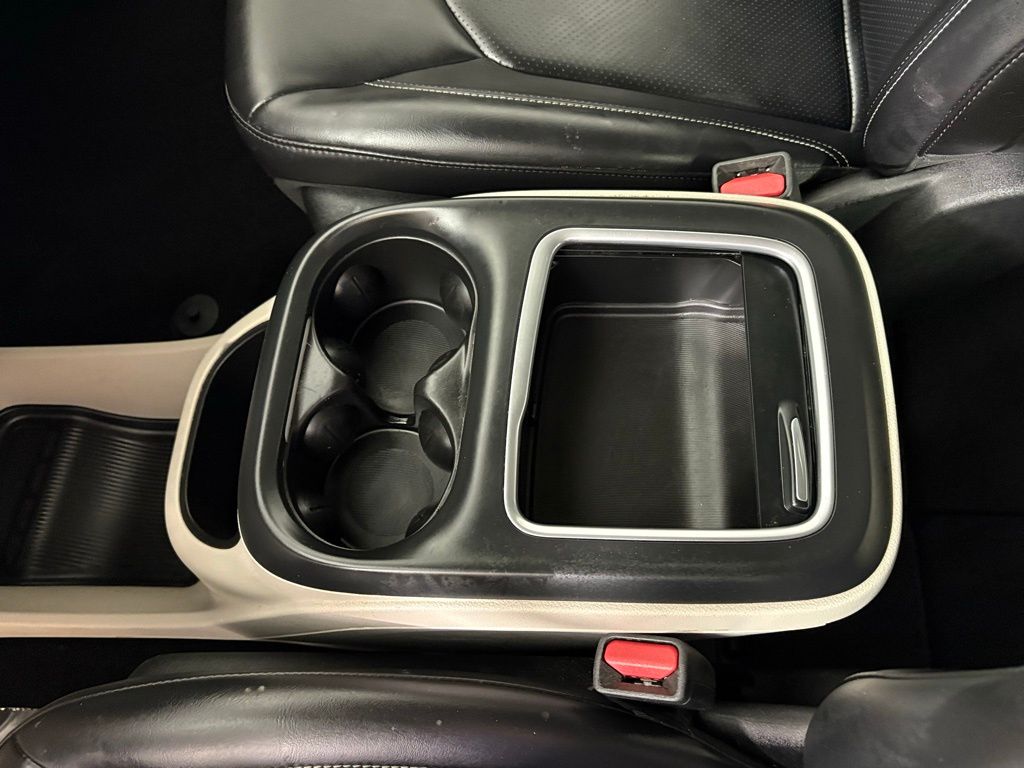 Used 2023 Chrysler Pacifica - photo 35