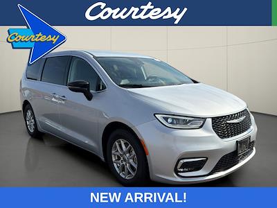 2024 Chrysler Pacifica FWD Minivan for sale #EDR14006 - photo 1