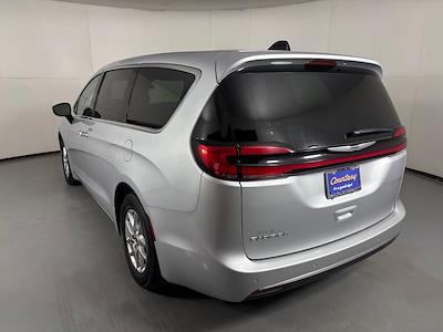 2024 Chrysler Pacifica FWD Minivan for sale #EDR14006 - photo 2