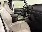 2021 Jeep Gladiator Crew Cab 4WD Pickup for sale #J257531A - photo 13