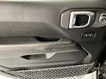 2020 Jeep Gladiator Crew Cab 4x4 Pickup for sale #MMJ10548 - photo 18