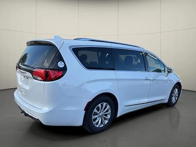 Used 2018 Chrysler Pacifica - photo 1