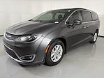 Used 2020 Chrysler Pacifica Touring Minivan for sale #R257105A - photo 5