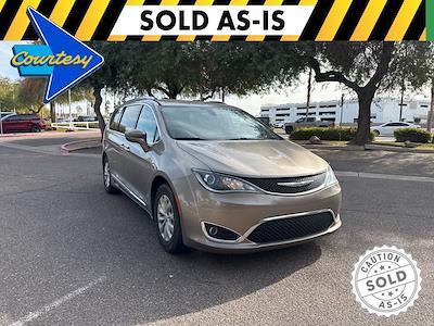 Used 2018 Chrysler Pacifica Touring L Minivan for sale #R260665A - photo 1