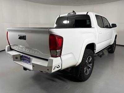 Used 2017 Toyota Tacoma - photo 1
