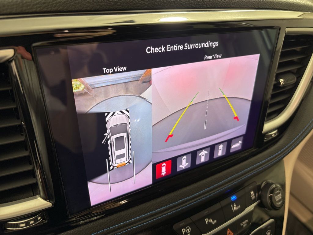 Used 2021 Chrysler Pacifica - photo 39