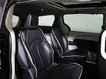 Used 2022 Chrysler Pacifica Limited Minivan for sale #P104286A - photo 10