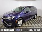 2017 Chrysler Pacifica FWD Minivan for sale #T104626B - photo 1