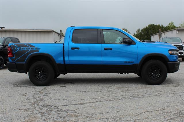 Used 2025 Ram 1500 - photo 6