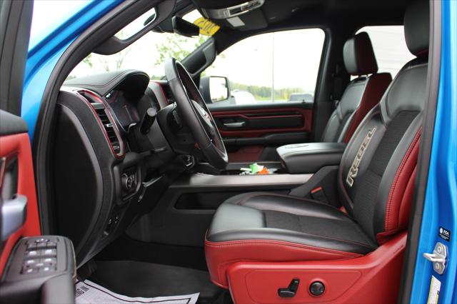 Used 2025 Ram 1500 - photo 11