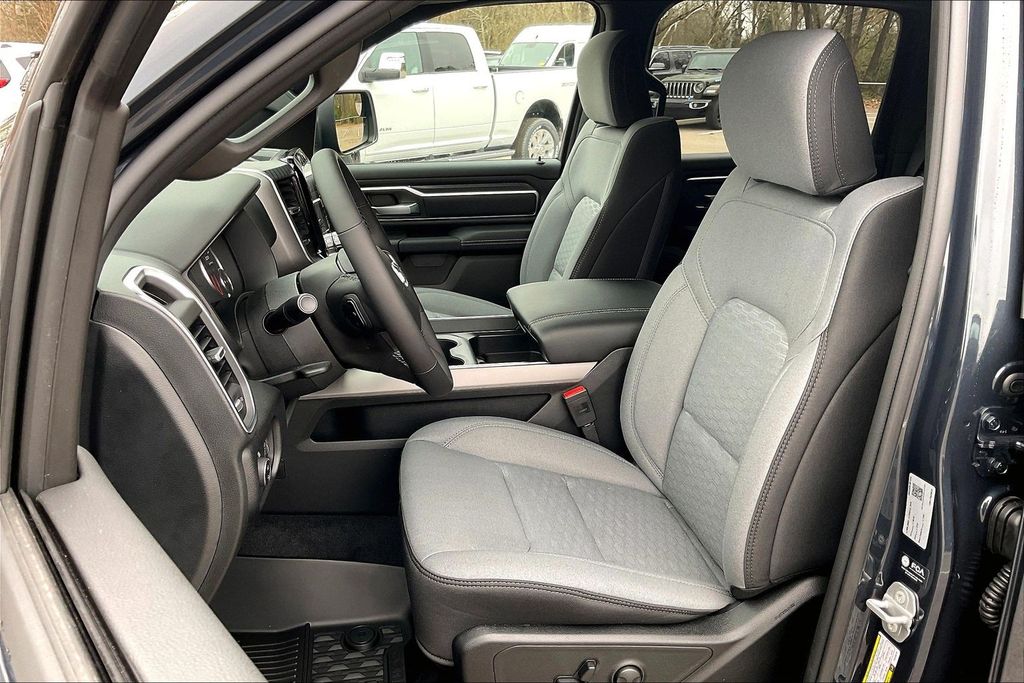 New 2026 Ram 1500 - photo 9
