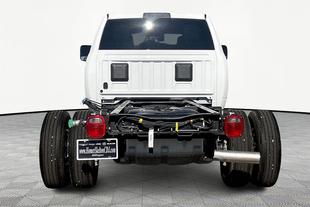 New 2026 Ram 3500 - photo 5