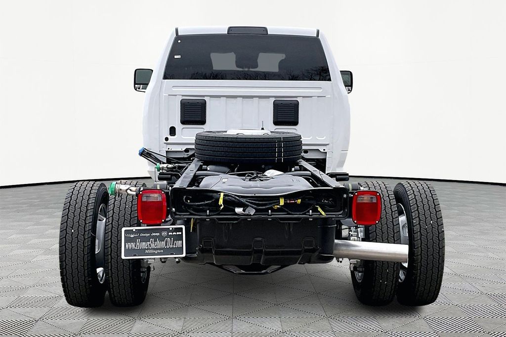 New 2026 Ram 5500 - photo 6