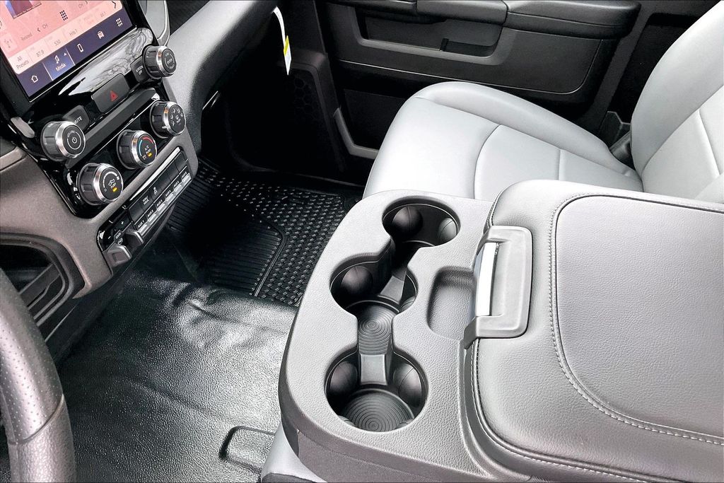New 2026 Ram 3500 - photo 8