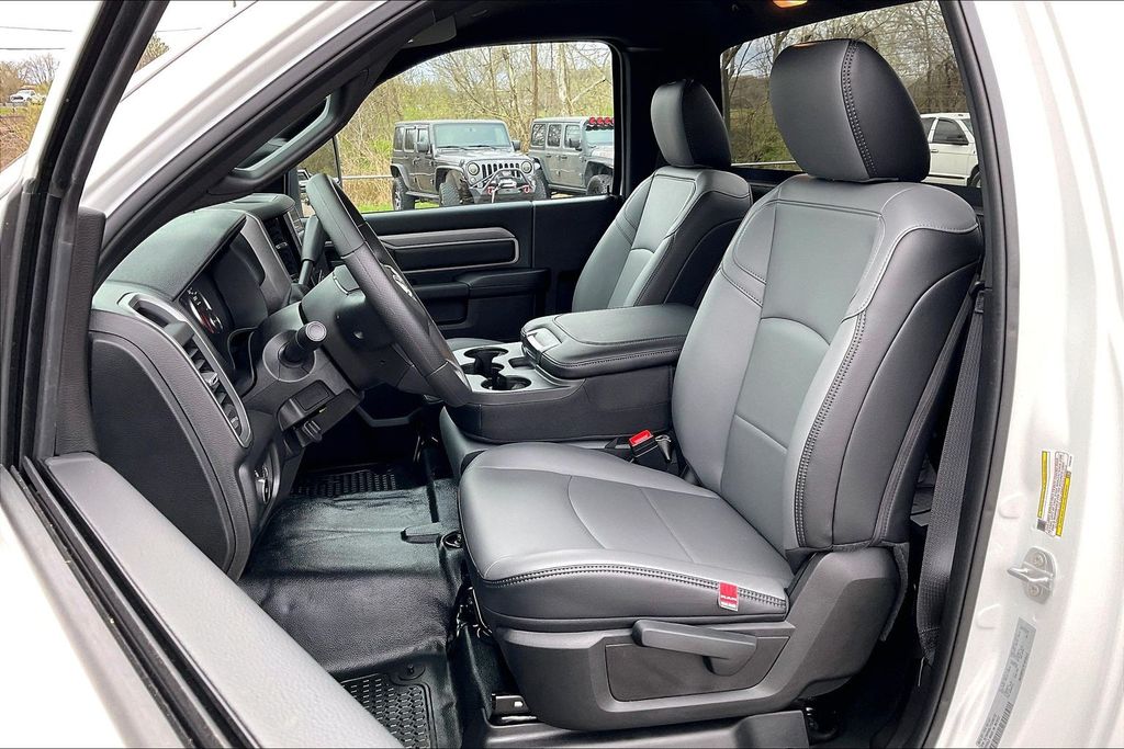 New 2026 Ram 3500 - photo 9