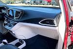 2017 Chrysler Pacifica FWD Minivan for sale #C17715 - photo 15