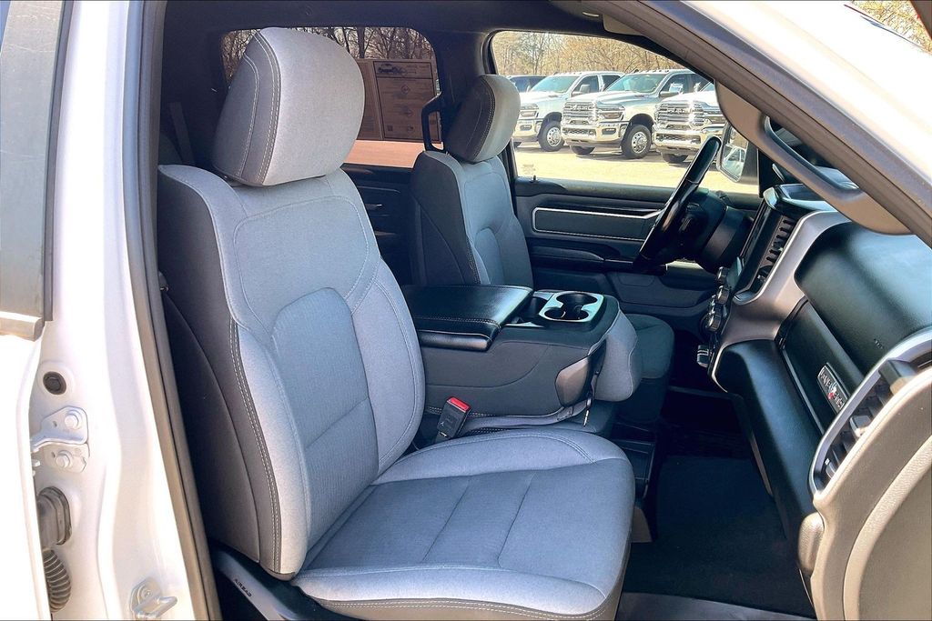 Used 2021 Ram 1500 - photo 8
