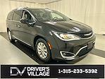 2018 Chrysler Pacifica FWD Minivan for sale #A186S8540 - photo 1