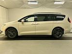 2020 Chrysler Pacifica AWD Minivan for sale #G206F7316 - photo 6