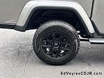 2021 Jeep Gladiator Crew Cab 4WD Pickup for sale #515104A - photo 9