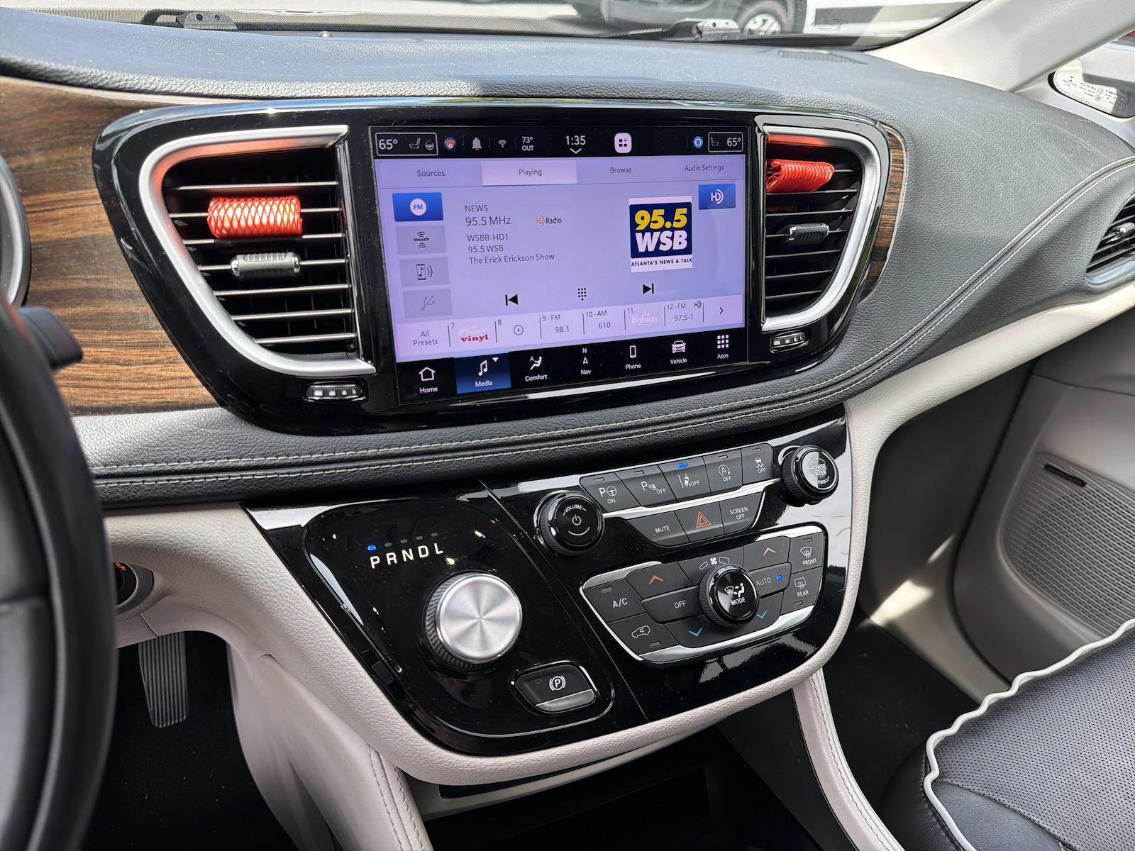 Used 2022 Chrysler Pacifica - photo 30