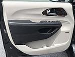 2022 Chrysler Pacifica FWD Minivan for sale #515277A - photo 13