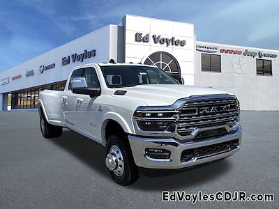 2026 Ram 3500 Crew Cab DRW 4x4 Pickup for sale #515802 - photo 1