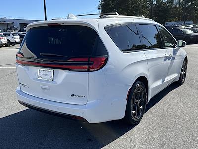 2021 Chrysler Pacifica FWD Minivan for sale #515811A - photo 2